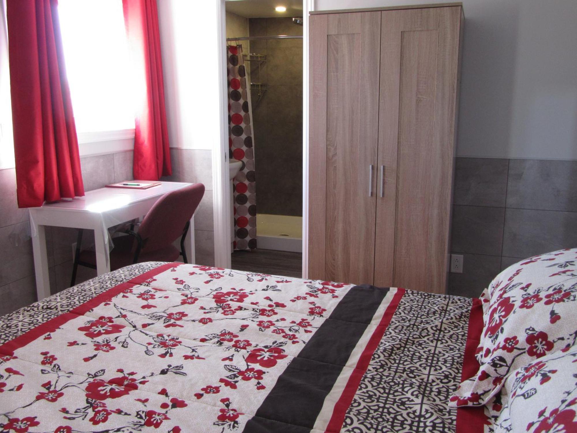 Du Suroit Hotel Beauharnois